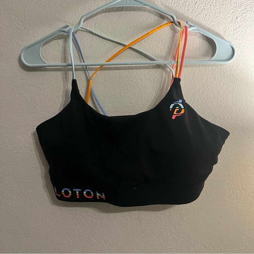 Peloton sports bra size medium